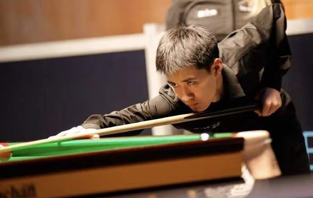 的球员之一 的球员之一